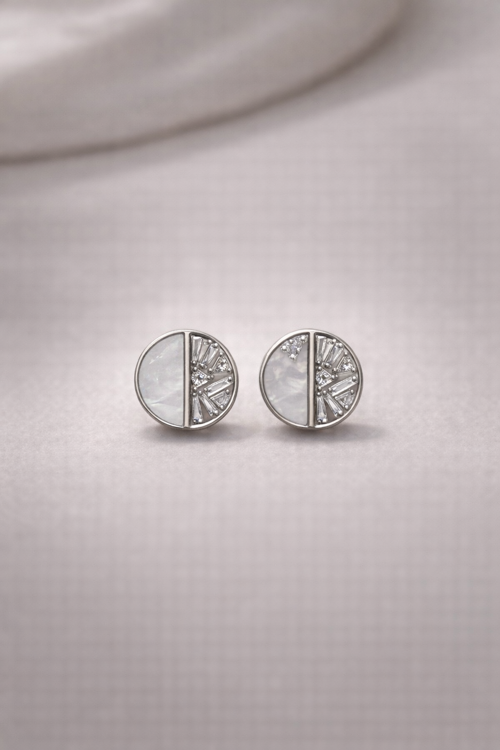 The Lumi Earring