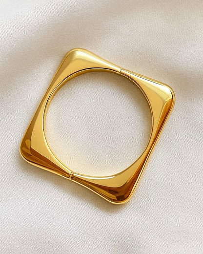 Edge of Elegance
